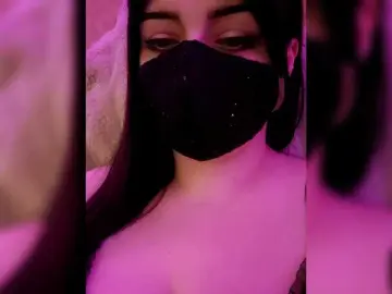Bongacams Free Porn Cam of YennSI