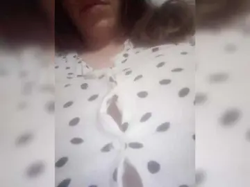 Bongacams Live Sex Cam of TenderBerry