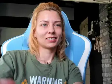 Bongacams Live Sex Cam of karo131324