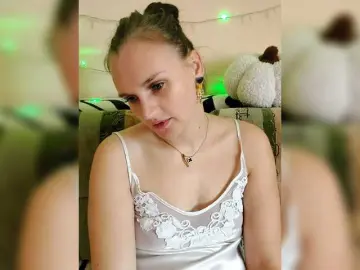Bongacams Live Porn of LisaLovHoney