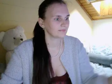 Bongacams Watch Live Sex Cams of LisaLovHoney