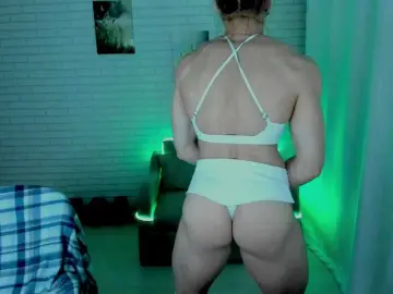 Bongacams Watch Live Sex Cams of Lisa-Ray