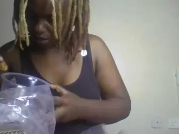 Bongacams Adult Video Chat of freakcurvy8