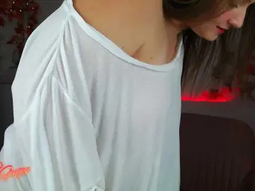 Bongacams Live Sex Cam of -EmilyxGrasez-