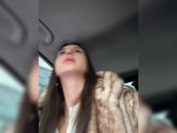 Bongacams Watch Live Sex Cams of EwaBrown