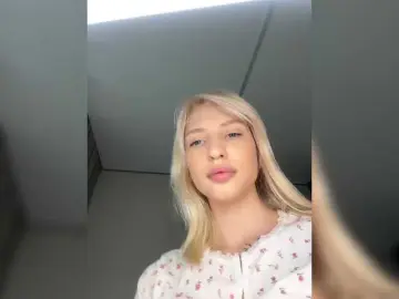 Bongacams Adult Video Chat of EwaBrown