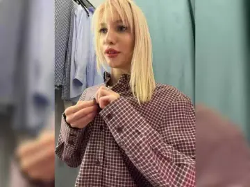 Bongacams Live Porn of EwaBrown