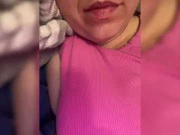 Bongacams Nude Webcam of Amber-Lorinda