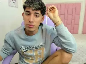 Cam4 Adult Video Chat of FerPhoenix_