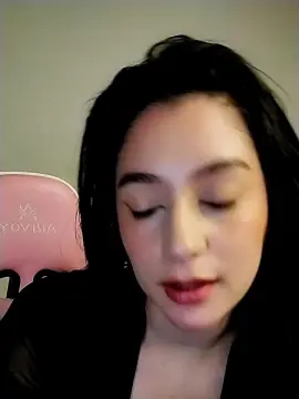 Cam4 Live Sex of Kittyfeet1