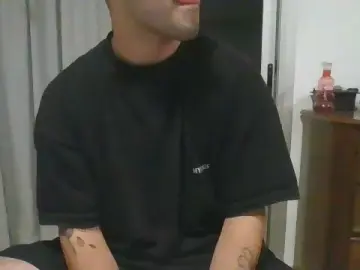 Cam4 Live Sex Cam of Elianfonseca_