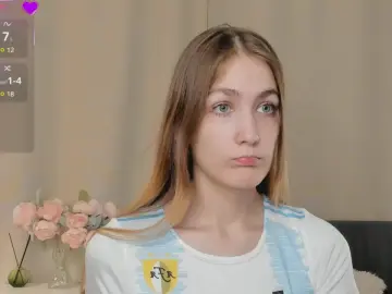 Cam4 Best live sex cam show of SynnoveHayne
