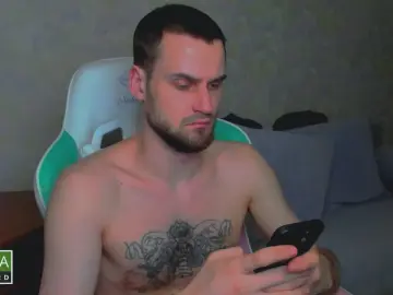 Cam4 Nude Webcam of taylor_love1