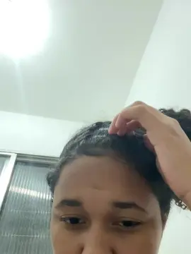 Cam4 Live Porn of yaa_capetinha