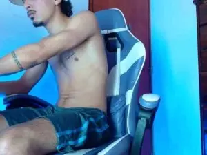 Cam4 Live Sex Cam of yankees_xxx