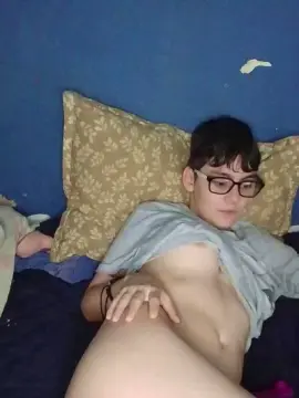 Cam4 Sex Chat of L0ve_L0ve