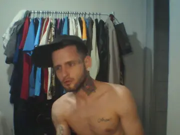 Cam4 Free Live Porn of Carldot2