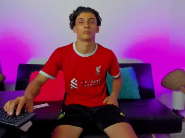 Cam4 Sex Cam of Max_Wild01