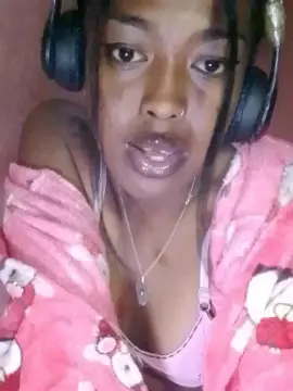 Cam4 Watch Live Sex Cams of NinahML