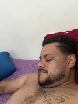 Cam4 Nude Webcam of luizfer18