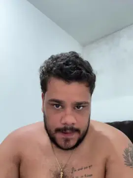 Cam4 Free Porn Cam of luizfer18