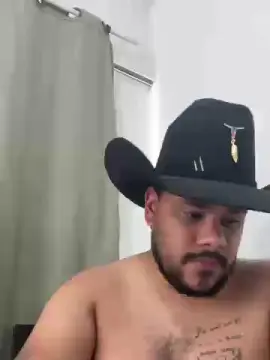 Cam4 Free Porn Cam of luizfer18