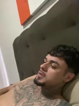 Cam4 Free Live Porn of Pernaaaalongaaa