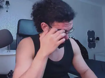 Cam4 Live Sex Cam of KysonRhodes