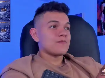 Cam4 Live Sex of DunKankravitz8