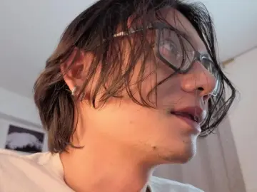 Cam4 Live Porn of davoxer