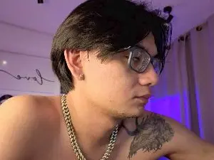 Cam4 Free Porn Cam of davoxer