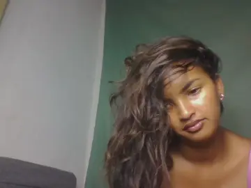 Cam4 Sex Cam of Bella_Khalifa