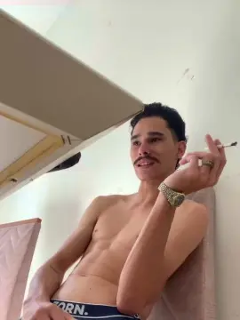 Cam4 Live Sex Cam of branquinho62go