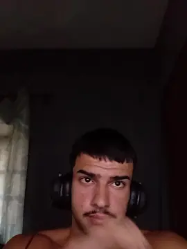 Cam4 Free Live Porn of robsonhaha