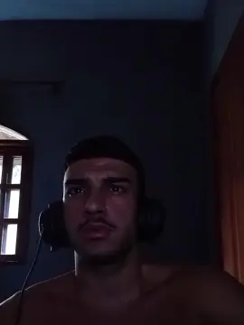 Cam4 Free Live Porn of robsonhaha