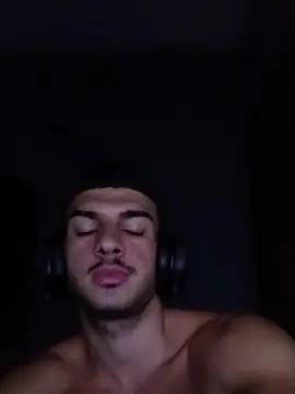 Cam4 Free Live Porn of robsonhaha