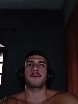 Cam4 Live Sex of robsonhaha