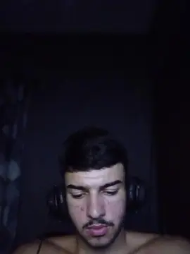 Cam4 Free Live Porn of robsonhaha