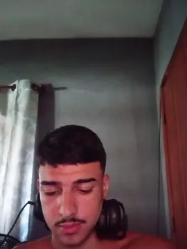 Cam4 Watch Live Sex Cams of robsonhaha