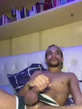 Cam4 Private Sex Chat of HugoMoretti