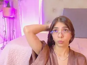 Cam4 Free Live Porn of cristal_antoni