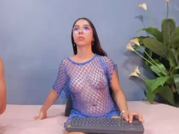 Cam4 Live Porn of cristal_antoni