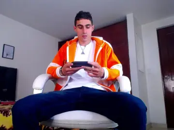 Cam4 Live Sex of _skyleer__