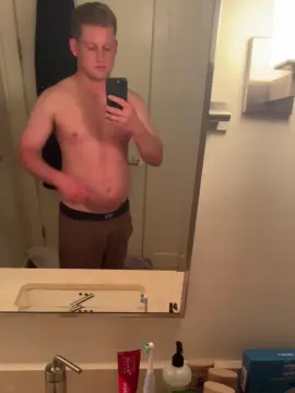 Cam4 Watch Live Sex Cams of CuriousFratBoi