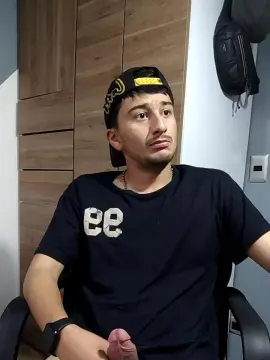 Cam4 Live Sex Cam of Esteban19PG