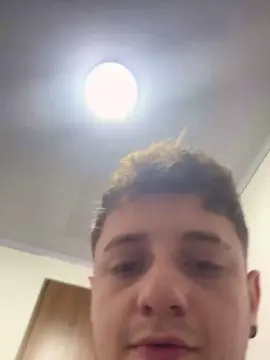 Cam4 Live Sex of erik_conrad