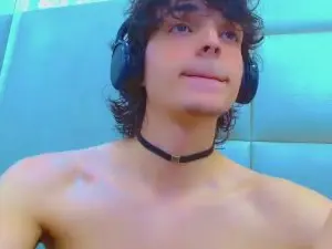 Cam4 Free Live Porn of Sr_bonnyethann