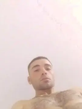 Cam4 Free Live Porn of tommy2448