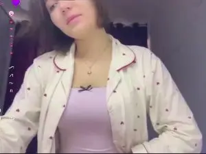 Cam4 Adult Webcam of LeonieCoplin