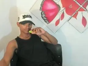 Cam4 Adult Webcam of ozunabigcock